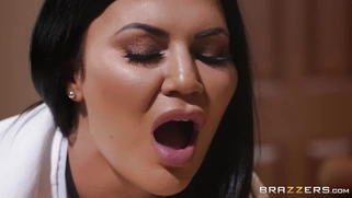 Cop Markus Dupree Found The Butt Plug In Jasmine Jae S Ass Porn