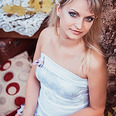 Caroline77