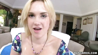 Amazing babe Siri slides his fat cock between her oiled milk bags