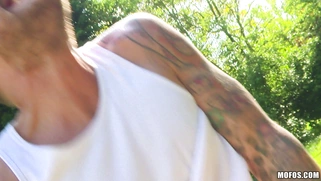 Blonde sweetie Victoria Summers takes a hard drilling outside