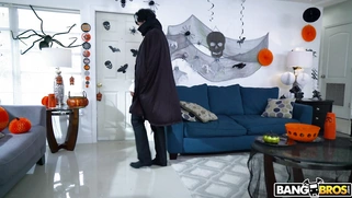 Cecilia Lion sucks Jmac's cock through the hole in the door