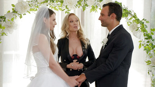 Jillian Janson and Nina Hartley give blowjob to Alex Legend