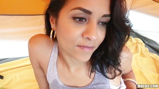 Abby Lee Brazil shows us her natural boobs in her tent