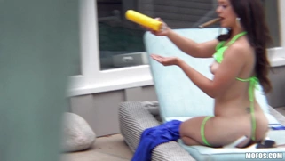 Ziggy Star smokes the cigar and plays with her pussy