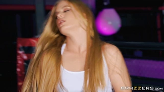 Sloan Harper is boxing with Charles Dera