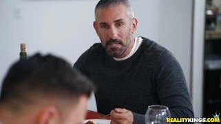 Kimmy Granger brings home her new BF to meet with her stepmom Krissy Lynn