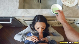 Asian Mi Ha Doan gives nice blowjob to Jmac