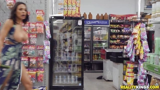 Luna Star is fucking her pussy with the cucumber