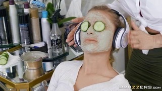 Tyler Faith gets pussy licked by Keiran Lee in the barbershop