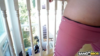 Brandi Bae shows off her amazing big ass