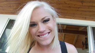 Ash Hollywood rubs her cherry pussy lips all over his dick