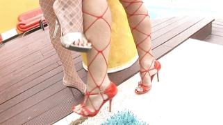 Cathy Heaven and Cindy Hope fool around in their finest lingerie