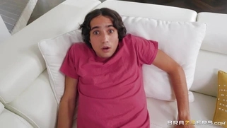 Honey Blossom gets her pussy licked by Ricky Spanish