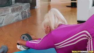 Kristina Shannon gets pussy licked from behind