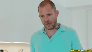 Asian Vina Sky on her knees gives masterful blowjob