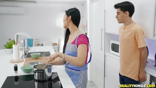 Katana Porn met her new stepbro Jordi