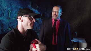 Mediocre whore Anya Ivy wants to be a porn star