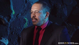 Mediocre whore Anya Ivy wants to be a porn star