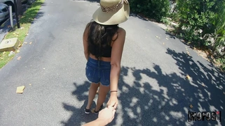 Sofi Ryan demonstrates her cock sucking skills