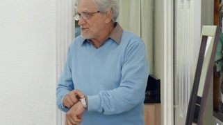 Serena Santos and Lulu Chu are sucking cock