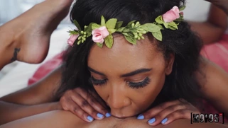 Janice Griffith and Demi Sutra are playing lesbo games