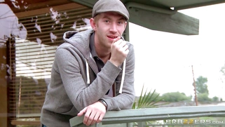 Layla Price pulled down her jean shorts and stretched her anus with fingers