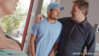 Alura Jenson is going to fuck the plumber Tyler Nixon