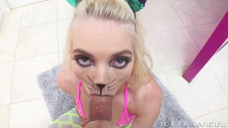 Lana Sharapova is sucking cock in POV