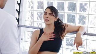 Valentina Nappi gets her leggings ripped and pussy licked