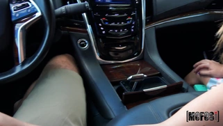 Lola Leda is sucking cock on the driver's seat