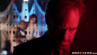 Angela White and Molly Stewart serve the hard cock