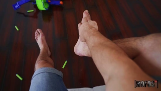 Aubree Valentine gives masterful blowjob