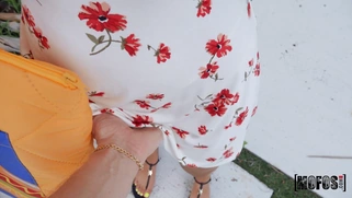 Alina Belle is sucking the big cock outdoors