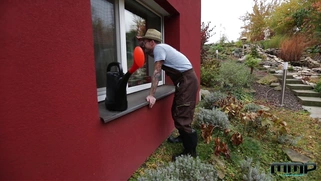 Amirah Adara and Sasha Steele get their pussies banged