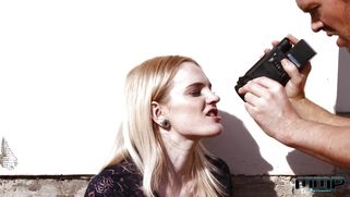 Blonde Carly Rae opens her mouth and gets cumshot