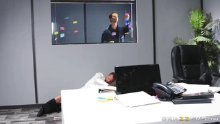 Halle Hayes gets banged by Scott Nails on the floor