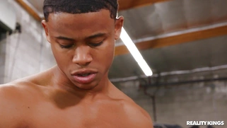 Huge titted Kailani Kai gets pussy nailed by Lil D