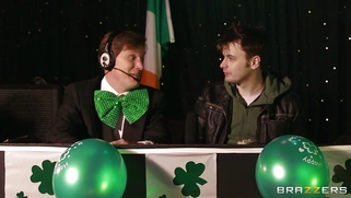 Brooklyn Blue and Yuffie Yulan receiving one facial