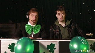 Brooklyn Blue and Yuffie Yulan receiving one facial