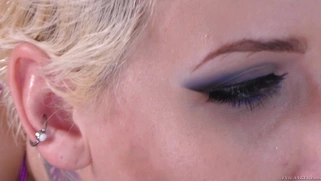 Dylan Phoenix sucks his dick till it cums right in her mouth