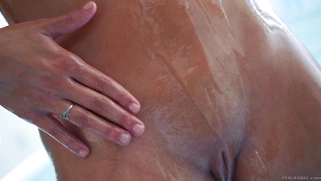 Ass-blessed girl Abella Danger thickly slathers herself in oil