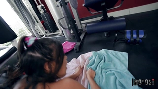 Teen Kendra Spade gets pussy pounded doggystyle in POV