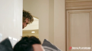 Monique Alexander guzzles Small Hands' cock