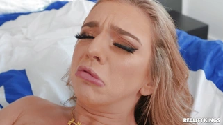 Blonde Tiffany Watson gets her pussy licked