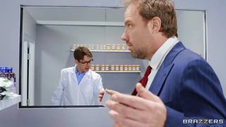 Kenzie Reeves starts masturbating in the pharmacy