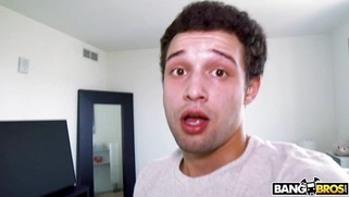 Latina Valentina Jewels does yoga exercises