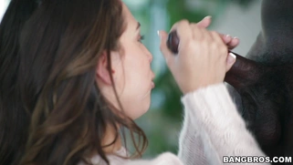 Sara Luvv knows how to deepthroat big black cock