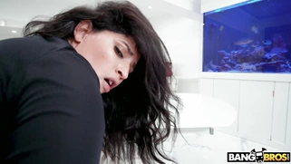 Big booty Gabriela Lopez gets fucked reverse cowgirl style