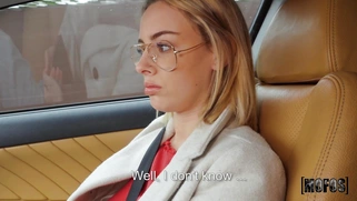 Blonde Lya Missy got picked up on the street