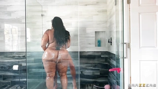 Sofia Rose and Xander Corvus in the shower